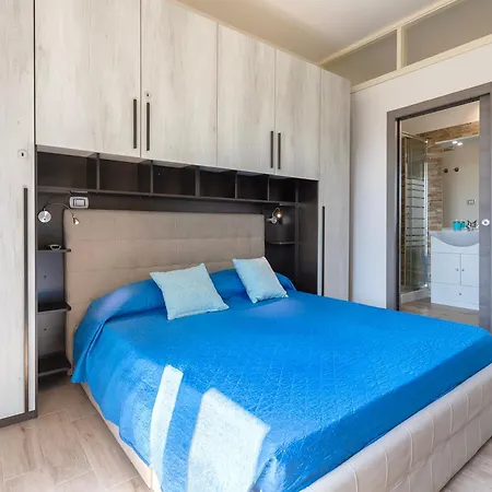 Fronte Porto Апартаменты