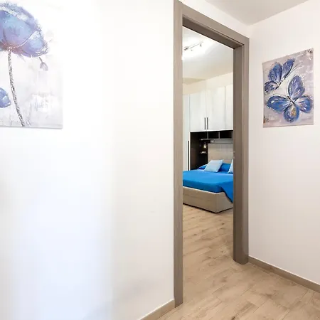 Fronte Porto Апартаменты *